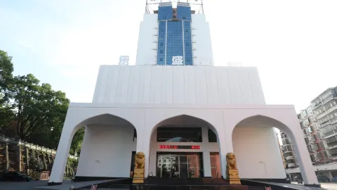 โรงแรมนานาชาติเจ้ารี่ in เฟิงซิน
