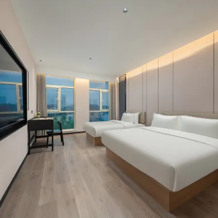 LAVISH HOTEL