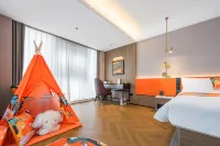Longnan High speed Railway Station Madison Hotel Hotels in Longnan