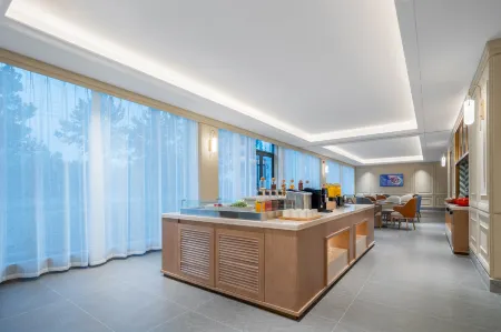 Vienna Hotel (Xinxiang Huixian Xueyuan Road)