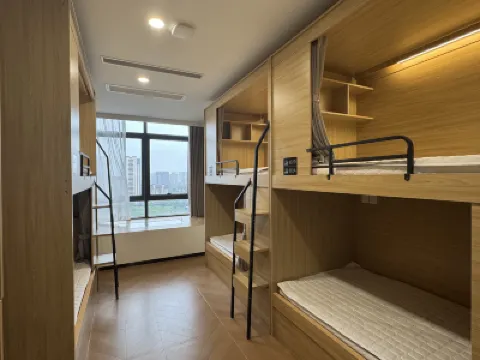 Muses Whisper Hostel (Meidi Plaza) Hotels in 