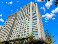 Enrichee Gloria Plaza Hotel - سبا
