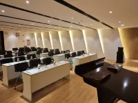 From·K Hotel (Guangzhou Tianhe Zhengjia Plaza Tiyuxi Road Metro Station Branch) Hotels near مول تي
