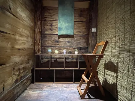 Baibei Yaoyao Bainiaofang Отели рядом с достопримечательностью «Baibei Miaozhai»