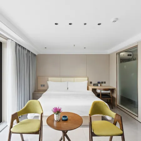 Four Points by Sheraton Phoenix Отели рядом с достопримечательностью «Bac Ninh Museum»