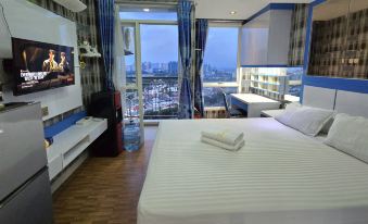 Studio Room JiExpo Kemayoran (Min Stay 3 Nights)