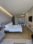 เคป ออฟ โรดอน รีสอร์ต กรีน วิลเลจ