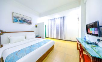 Yangjiang Pengkai Hotel (Hailing Island Dajiao Bay)