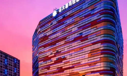 Himalayas Qingdao Hotel