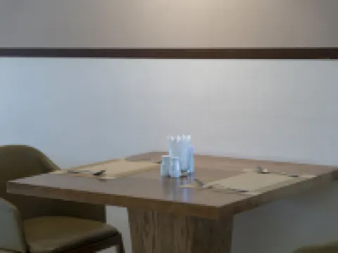 Hung Vuong Hotel Hotels in Mong Cai