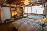 El Amarillo SELF CHECK IN HOSTEL - Hostels
