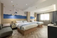 Urban Garden Hotel - غرفة مطلة على الجبل