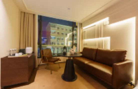 Urumqi International Grand Bazaar Hetian Second Street Liujin Art Hotel Hotels near Xinjiang International Grand Bazaar