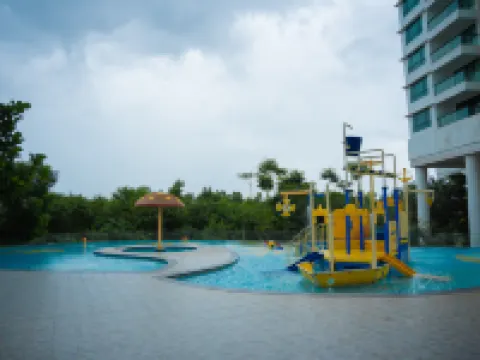 Epic Marina View 3BR Permas Bathtub & Seaview