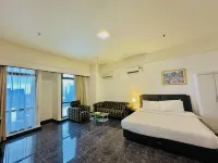 هوتل سيرفيس سويتس آت تايمز سكوير Hotels near بوكيت بينتانج