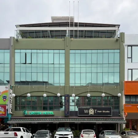 Green Hotel