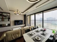 Havena Homes - Vinhomes D'Capitale Hanoi Signature Apartment - สระว่ายน้ำแบบอินฟินิตี้