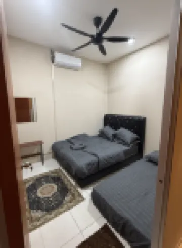 Megram Cozy HomeStay Guest  1 to 18 pax