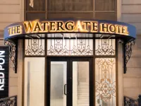 The Watergate Hotel Baku Hotels near Call Centre