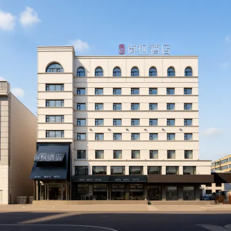Royal Maple Hotel