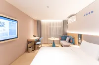 Home Inn (Weifang Railway Station）