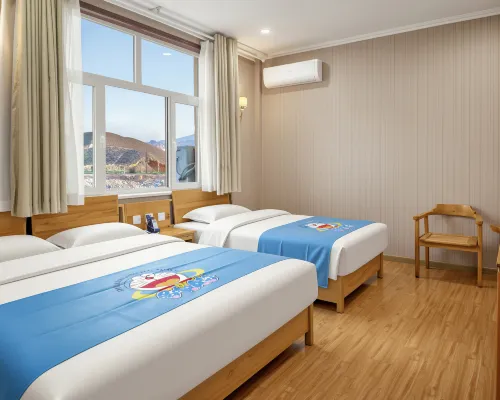 Caihong Tribe Hotel (Qicai Danxia Scenic Area) Hotels in Linze