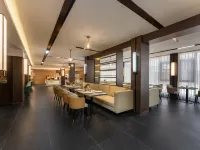 Jingcadia Hotel (Guilin Qixing Park Two Rivers and Four Lakes) Hotels in Guilin
