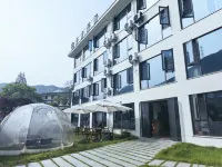 Jiaolong Hotel