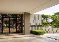 Lumi Tropicana by Livora Haus