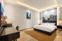 Yangji•Chuanghui Hotel(Chongqing Jiefangbei Walking Street)