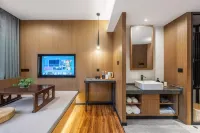 Lishe Hotel (Tianyi Square Town God's Temple Subway Station)