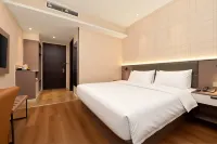 Ease Hotel (Guiyang Convention and Exhibition Center, Financial City Museum) - صديق للحيوانات الاليفة