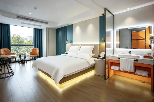 Huilai Jintaiwan Light Residence Hotel