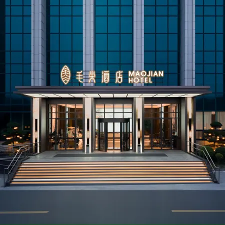 Xinyang Maojian Hotel