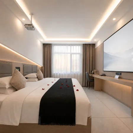 Huifeng Hotel