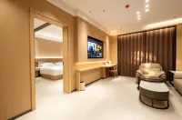 Jiayin Yiyun Hotel (Riverside Square)