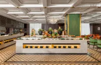 Grand Royal Riverside Hue, Fusion Collection - bar