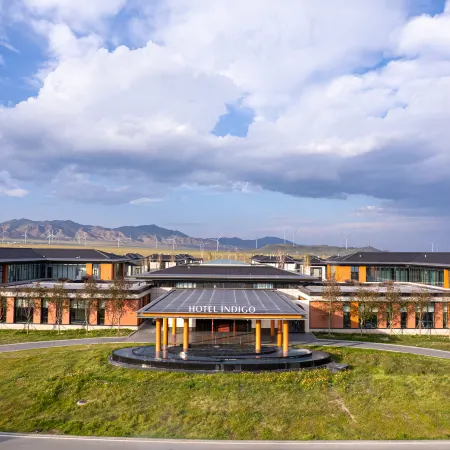 Hotel Indigo Sayram Lake