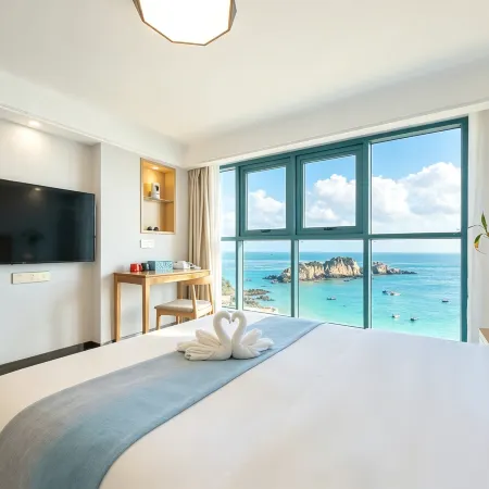 Floral Hotel · Listening to the sea Hotel