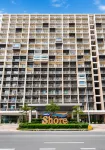 Modern Black 1BR Pool View w/ Netflix | Shore Pasay Near Mall of Asia - spa