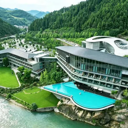 Wenzhou Wencheng Longqiyuan Wonderland Hotel