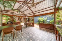 Anna Bungalow Vientiane - parking