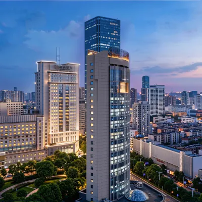 Future Navigator Residence Hotel (Hefei City Government Plaza Huaihe Road Pedestrian Street Branch) โรงแรมใกล้เหอเฟย์ซิตี้สแควร์