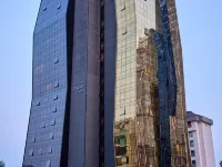 Tango Arjaan by Rotana Hotels near Maltepe