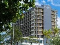 Pacific Hotel Cairns Hotels near Cairns Library