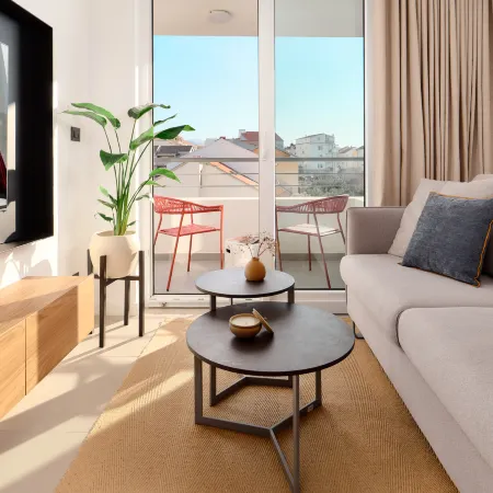 Urban Nook Design Apartments - Private Garage Parking スプリトのホテル
