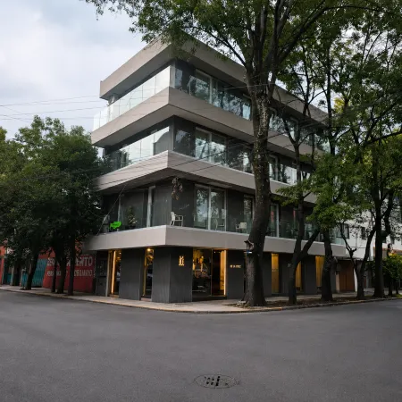 TO BE SUITES