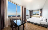 Incheon The Rest Hotel - Mountain view