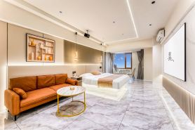 Xizhan Smart Apartment (Harbin West Railway Station)