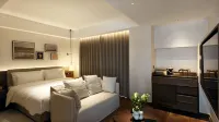 Phoenix Courtyard · Designer Mountain-View Boutique Retreat (Fengjia Ancient Town) - parking